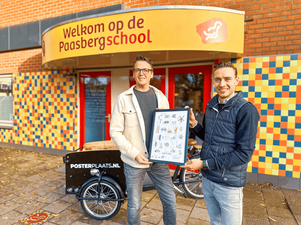 Blog over 2 jaar PosterPlaats met Jelle van Vliet en Nico Simonse voor de Paasbergschool in Ede