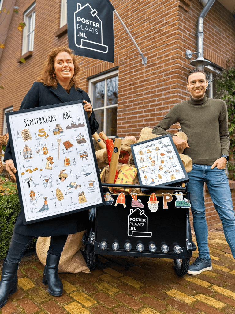 Blog over 2 jaar PosterPlaats met Jelle van Vliet en Jerney van Married At First Sight MAFS met de Sinterklaas poster winactie