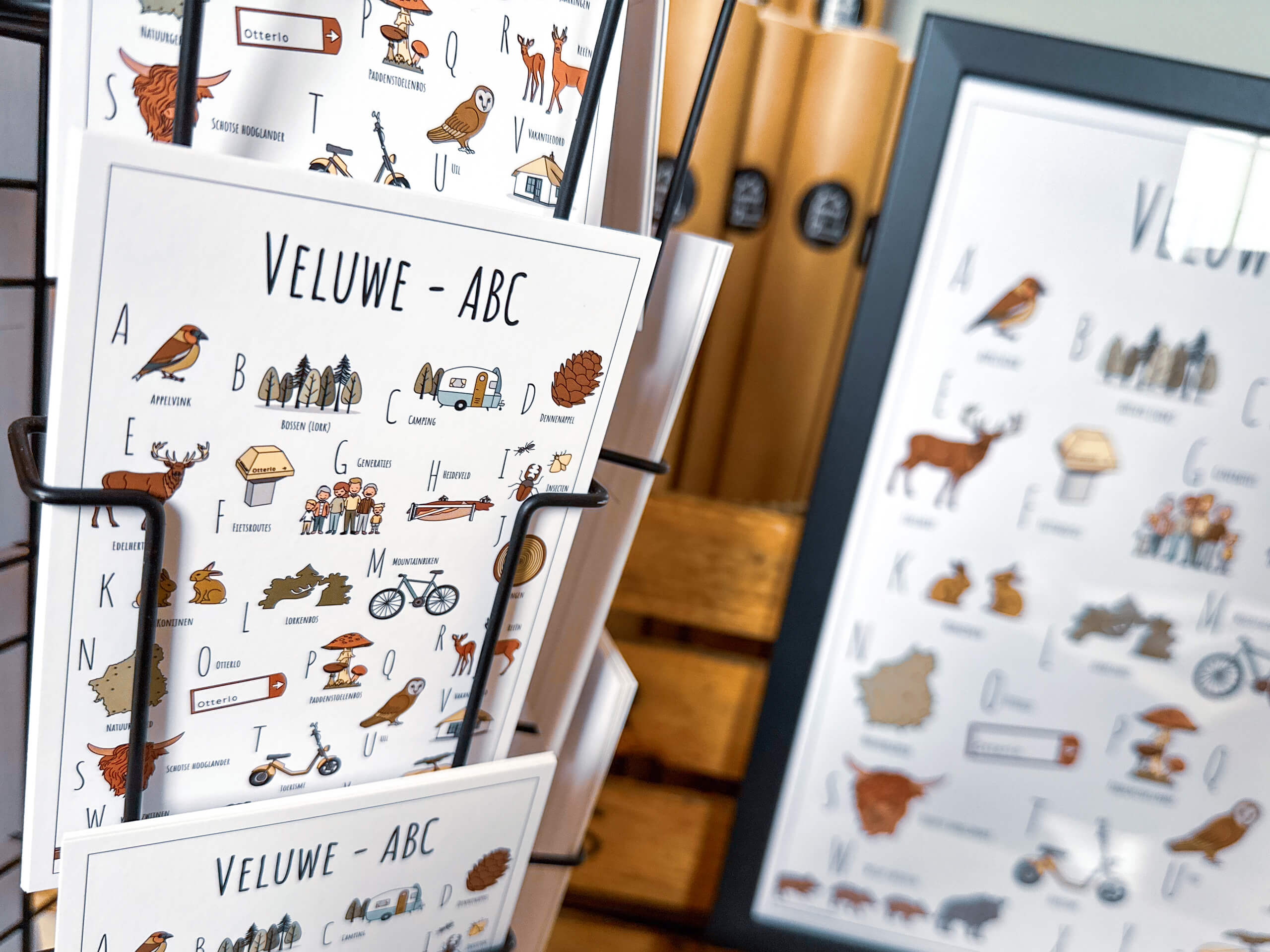 PosterPlaats Veluwe ABC poster en ansichtkaarten maatwerk special edition voor Vakantieoord Het Lorkenbos in Otterlo