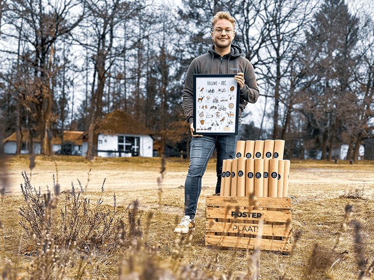 PosterPlaats Veluwe ABC poster maatwerk special edition voor Vakantieoord Het Lorkenbos in Otterlo met Daan Lenderink