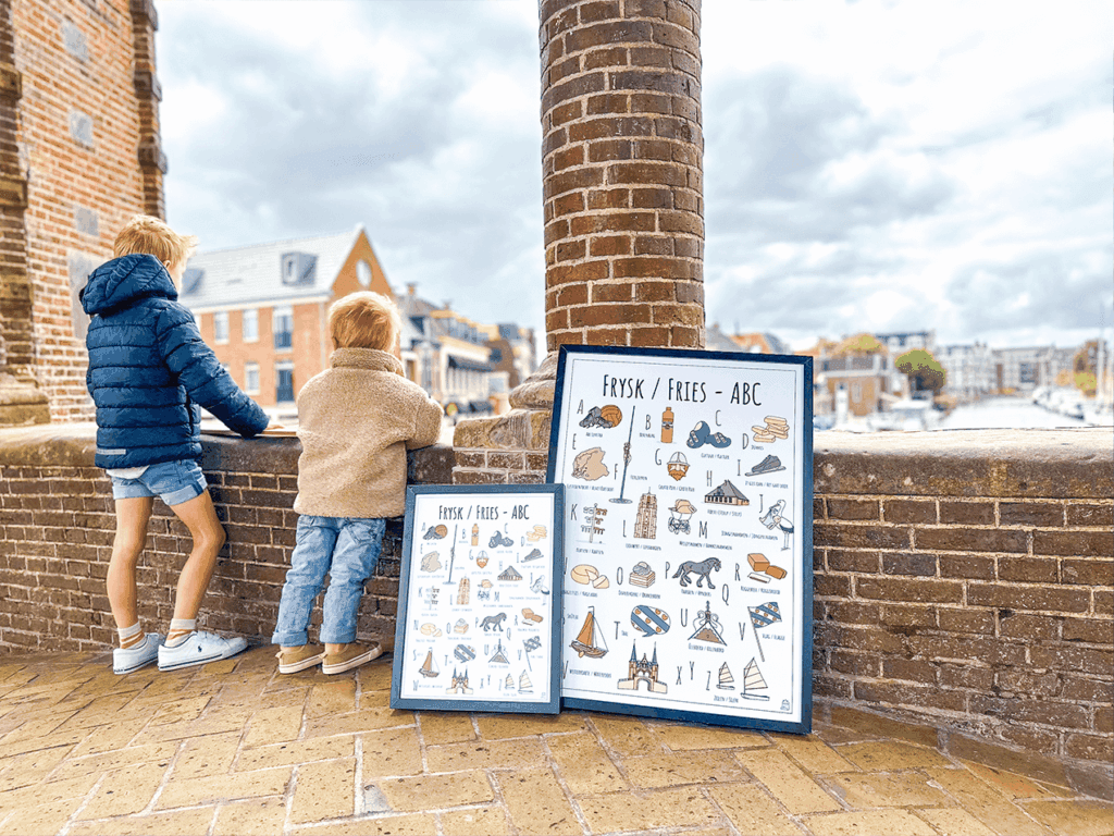 Blog over nieuw ABC poster Fryslân / Friesland in de waterpoort van Snits / Sneek in Fryslân / Friesland