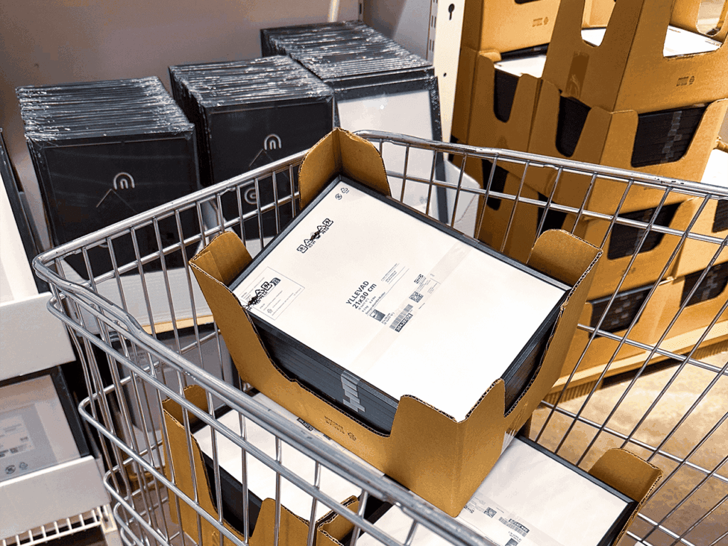 Blog waarin je een dagje met ons meeloopt en ziet welke dingen we doen zoals inkopen van lijsten bij de Ikea