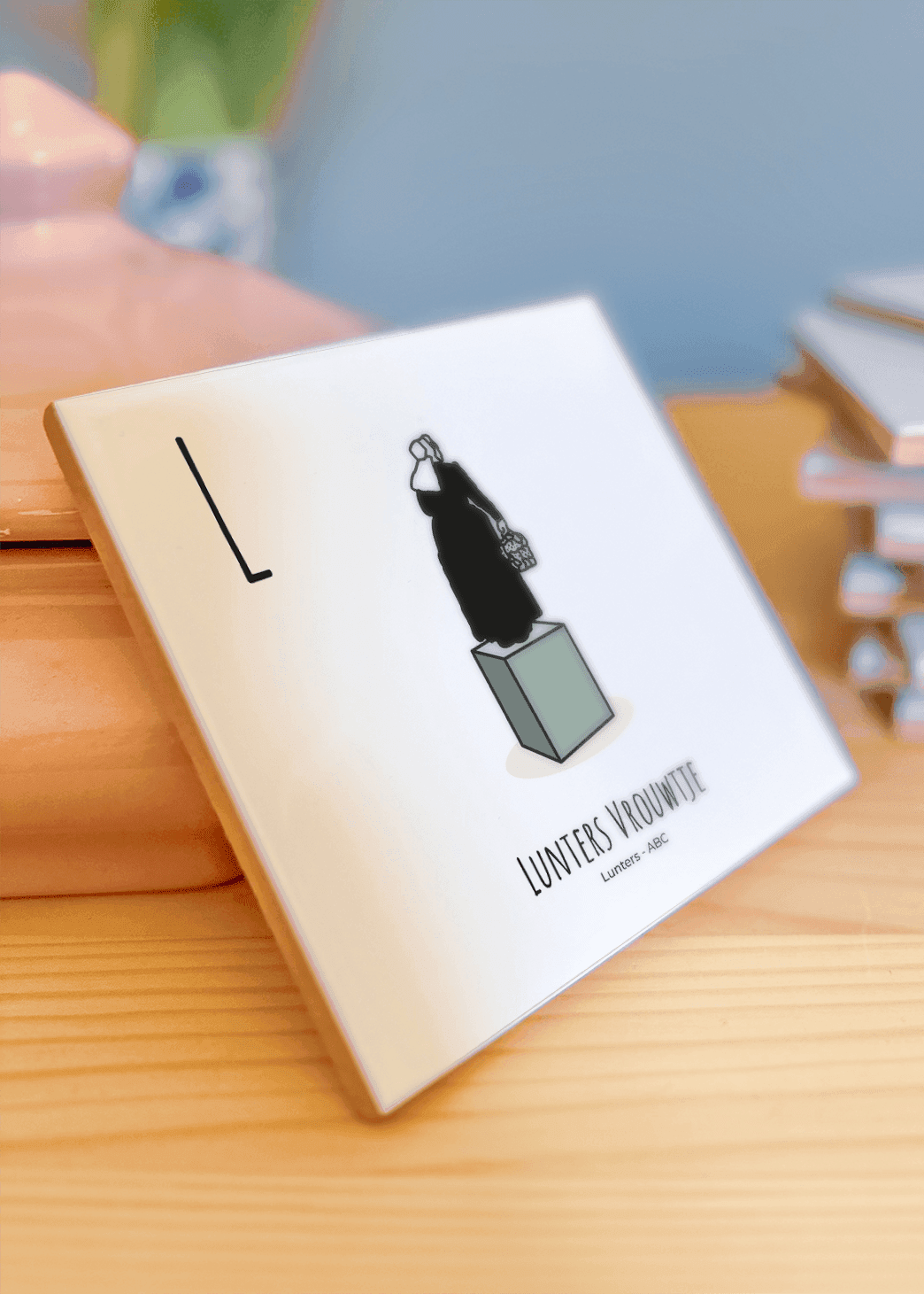 PosterPlaats ABC tegeltje Lunteren met lunters vrouwtje als leuk lokaal cadeau of relatiegeschenk