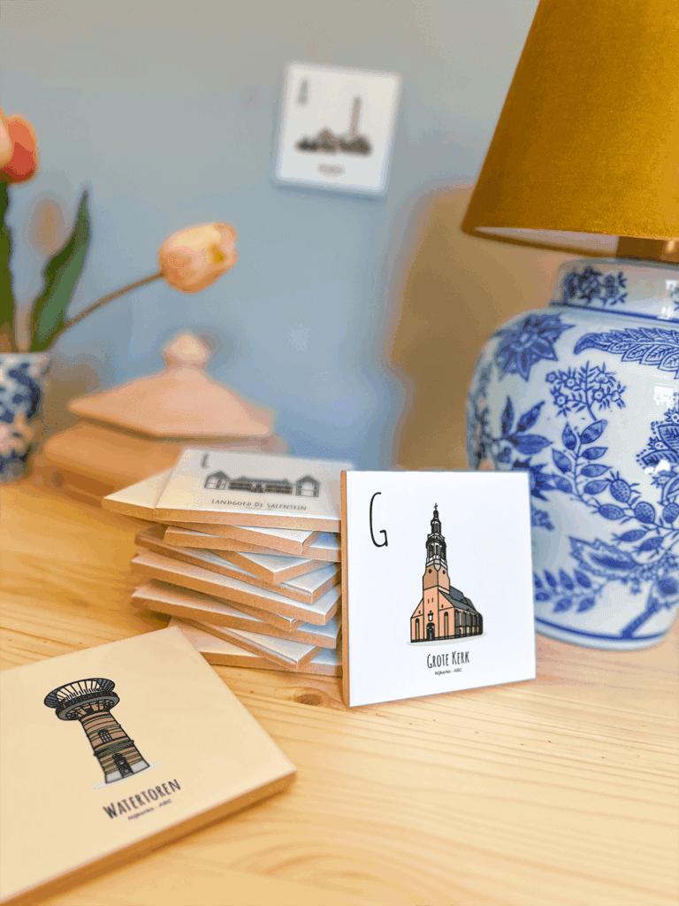 ABC tegeltjes van Lunteren met de Grote Kerk, Watertoren, Landgoed de Salentein en Arkemheen