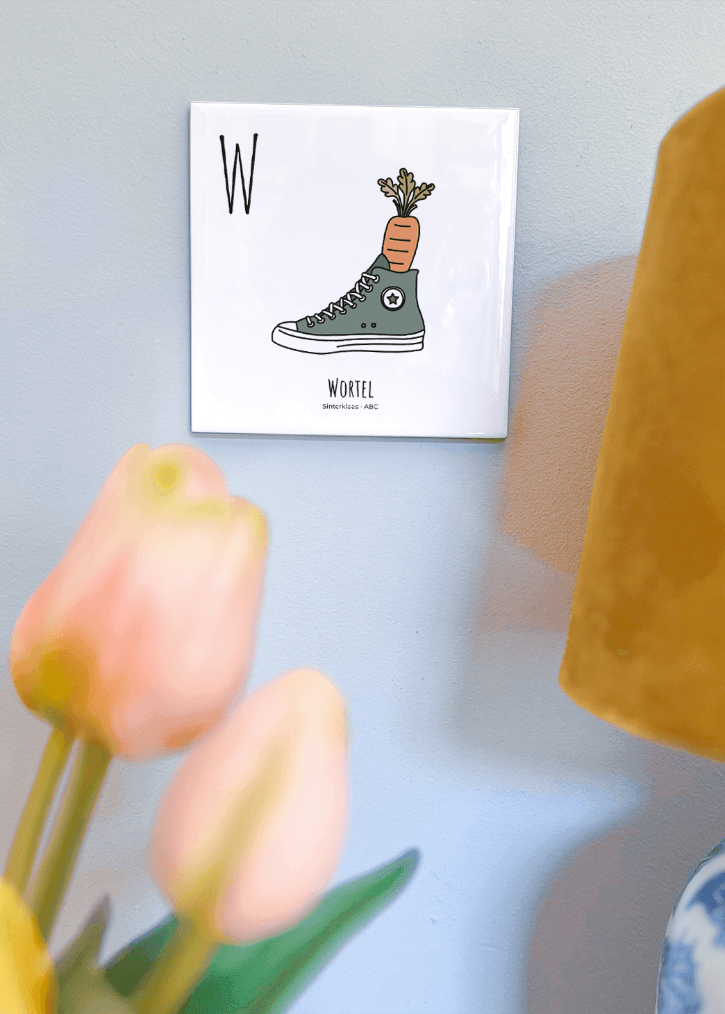 PosterPlaats ABC tegeltje Sinterklaas met wortel als leuk lokaal cadeau of relatiegeschenk